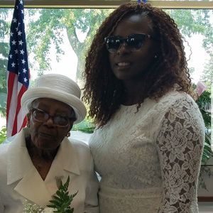 Meet your Posher, Rochelle